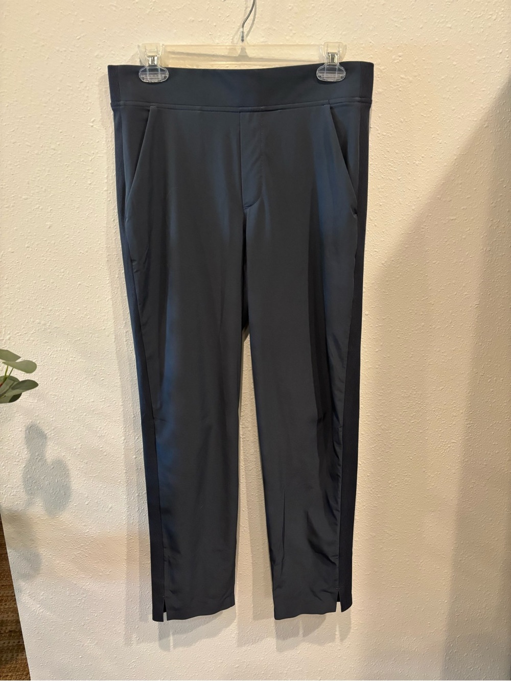 Athleta slate blue Brooklyn ankle pants 6